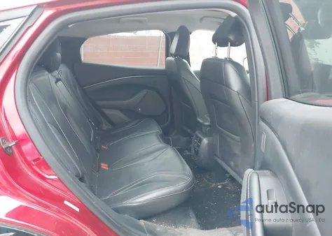 2021 Ford Mustang Mach-E Premium z USA, uszkodzony, nr VIN 3FMTK3SS3MMA57296